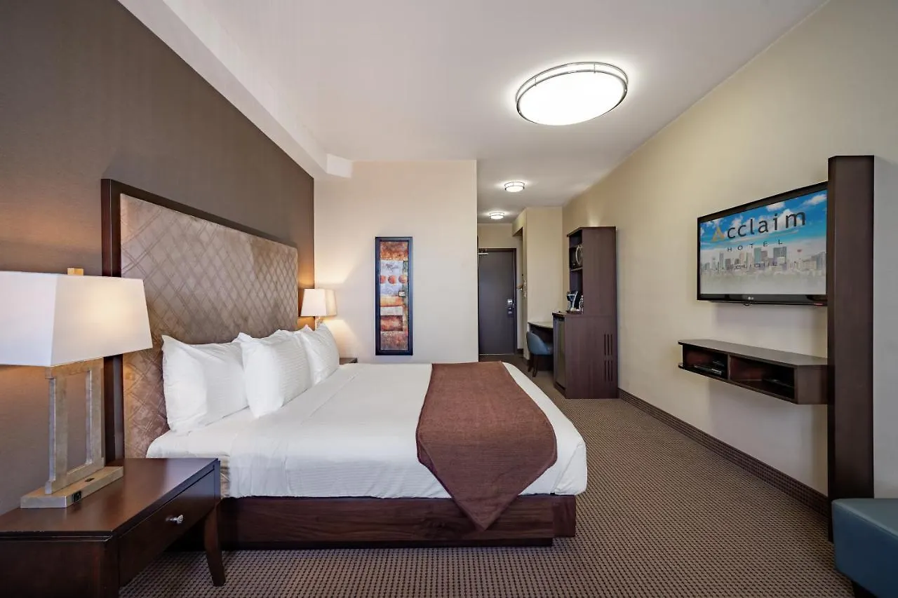 Acclaim Hotel By Clique YYC