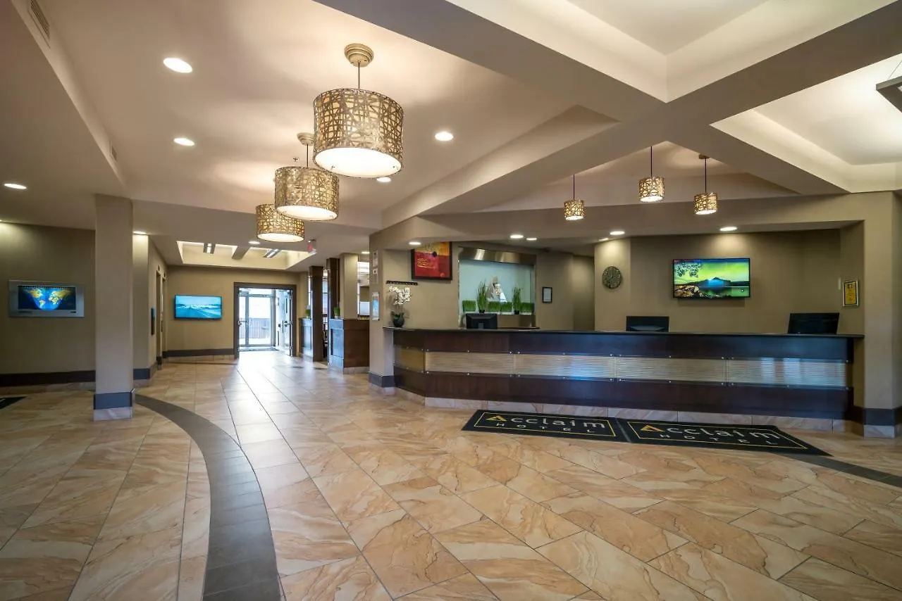 Acclaim Hotel By Clique YYC