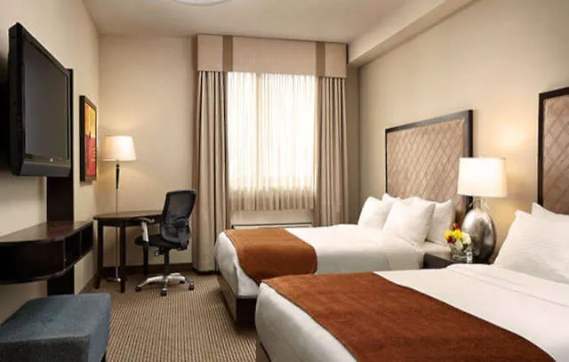 Acclaim Hotel By Clique YYC 4*,  Canadá