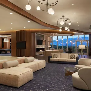 Courtyard By Marriott Airport YYC